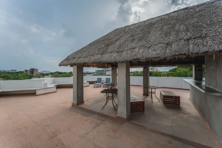 Terraza en la azotea del Hotel Plaza Kokai